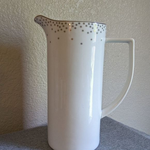 Threshold Porcelain Pitcher   - Picture 2 of 6
